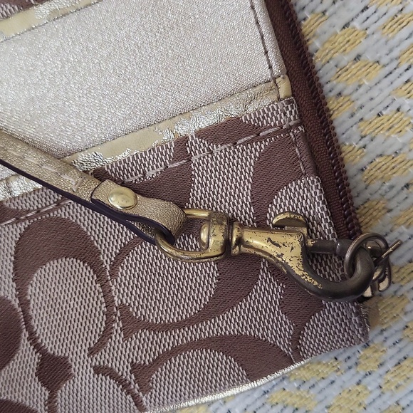 Coach signature mini gold brown Wristlet Wallet authentic canvas - Picture 4 of 7